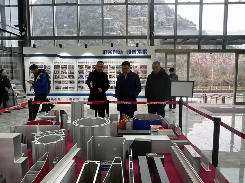 劉本立：貴陽(yáng)市委常委、市委秘書(shū)長(zhǎng)